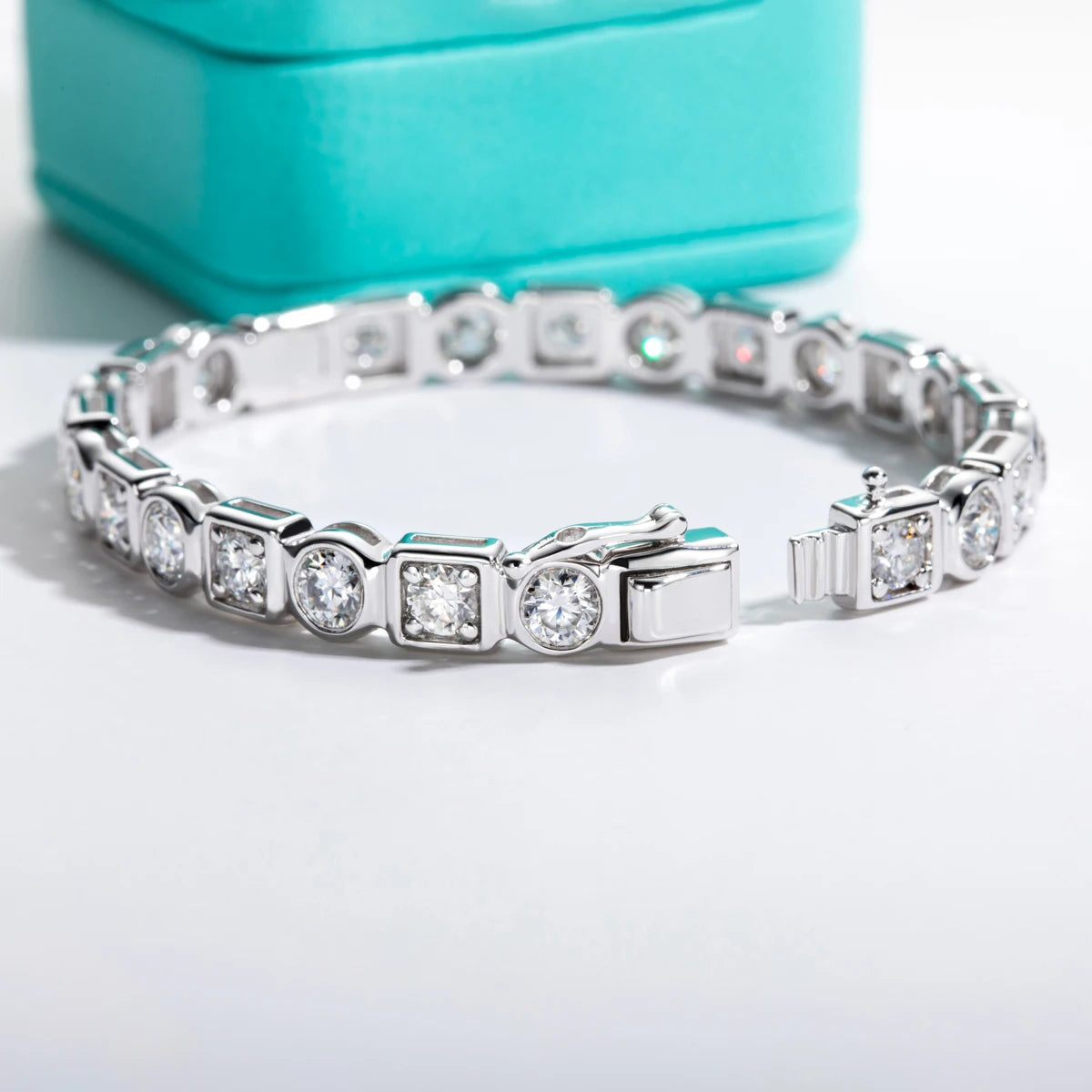 ‘Crown Princess’ 4.5mm D Color Round Cut Tennis Bracelet