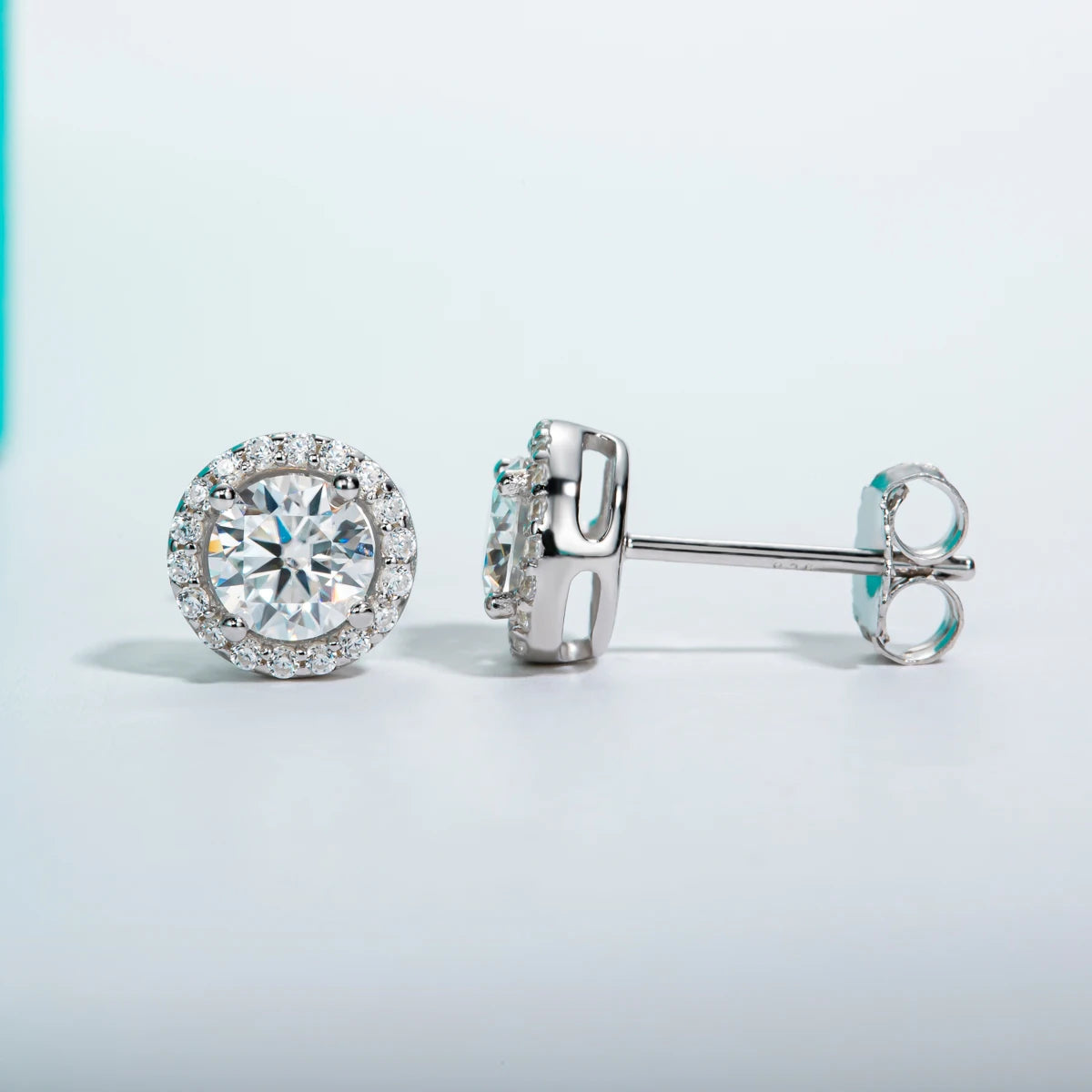 AnuJewel 1cttw D Color Round Cut Moissanite Diamond 925 Sterling Silver Stud Pendientes para mujer Joyería al por mayor