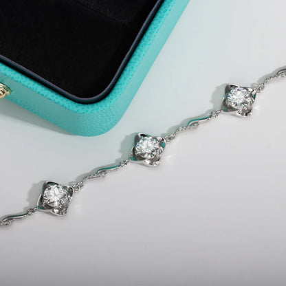 ‘Coverfield’ 3ct moissanite diamond bracelet